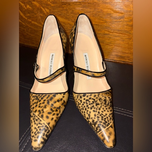 Manolo Blahnik Leopard Patent Mary Jane Heels | Size 36 (US 6) - Picture 2 of 9